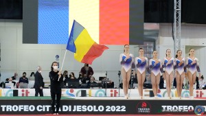 jr foto simone ferraro sf104700 copia